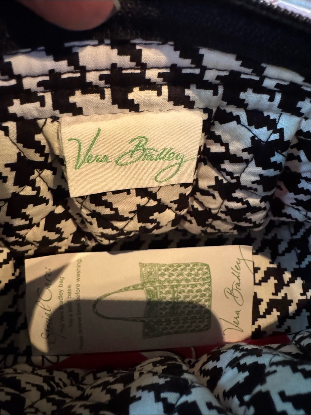 Vera Bradley Red Floral Quilted Shoulder Purse - Picture 6 of 9